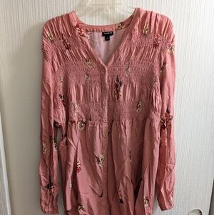 Torrid Women's Coral Print Shirred Top size 0 (Large)